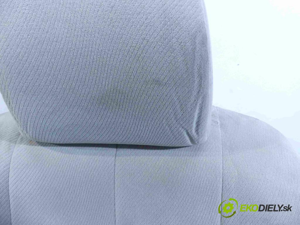 Toyota Estima III 2006-2019 2.4 vvti 170 HP automatic 125 kW 2399 cm3 5- Sedačka pravý  (Sedačky, sedadlá)