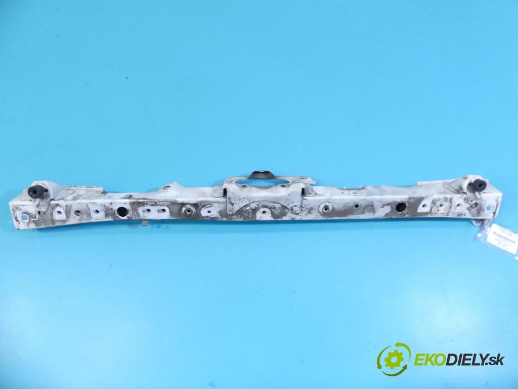 Toyota Estima III 2006-2019 2.4 vvti 170 hp automatic 125 kW 2399 cm3 5- stěna přední  (Výztuhy přední)