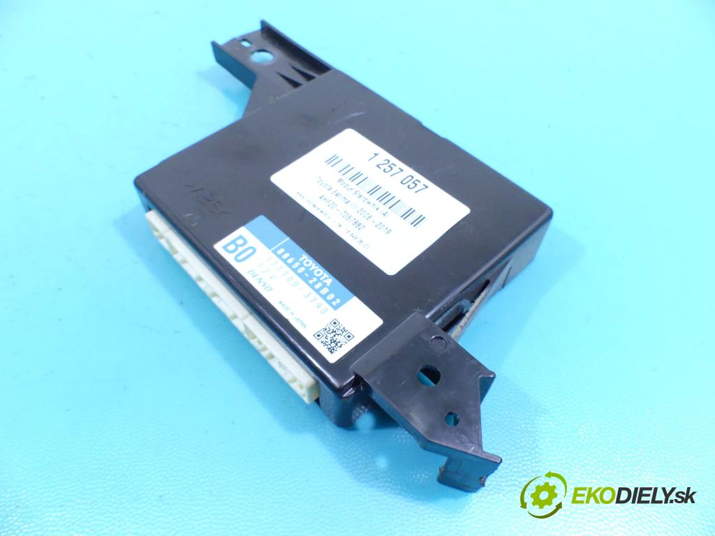 Toyota Estima III 2006-2019 2.4 vvti 170 HP automatic 125 kW 2399 cm3 5- modul riadiaca jednotka 88650-28B02 (Ostatné)