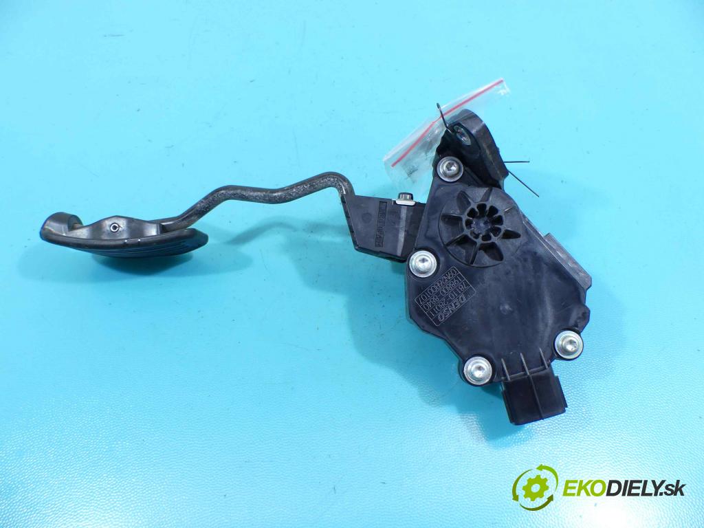 Toyota Estima III 2006-2019 2.4 vvti 170 HP automatic 125 kW 2399 cm3 5- pedále 78110-28011 (Pedále)