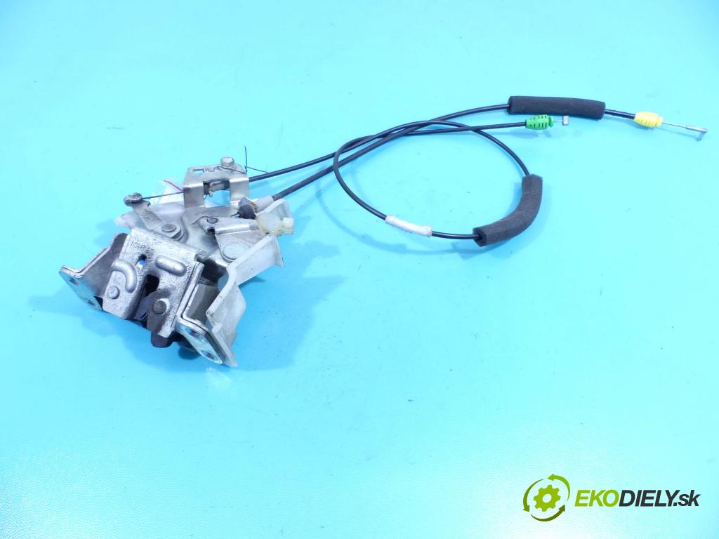 Toyota Estima III 2006-2019 2.4 vvti 170 hp automatic 125 kW 2399 cm3 5- zámek zadní pravý 