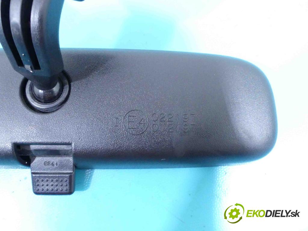 Toyota Estima III 2006-2019 2.4 vvti 170 hp automatic 125 kW 2399 cm3 5- zpětné zrcátko vnitřní  (Světla vnitřní)