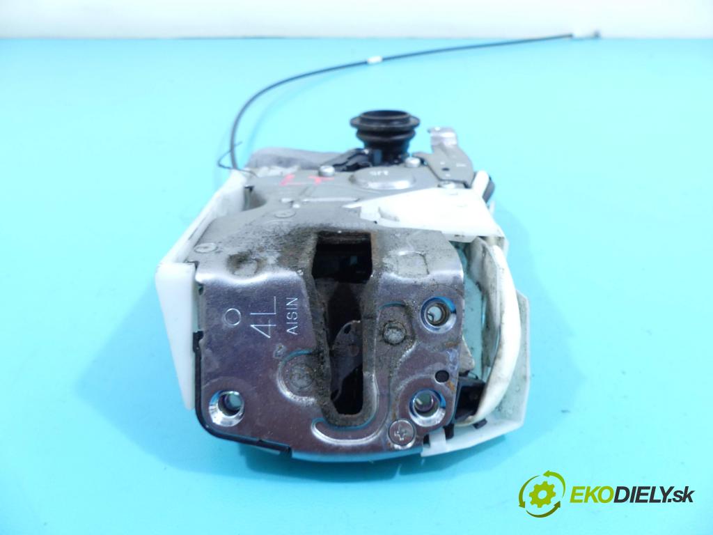 Toyota Estima III 2006-2019 2.4 vvti 170 hp automatic 125 kW 2399 cm3 5- zámek zadní levý