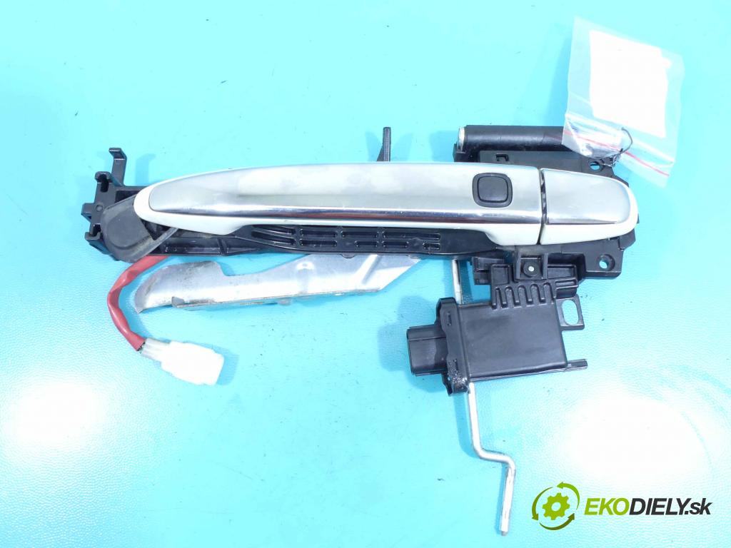 Toyota Estima III 2006-2019 2.4 vvti 170 HP automatic 125 kW 2399 cm3 5- rukoväť predné ľavé mimo:  (Vonkajšie predné ľavé)