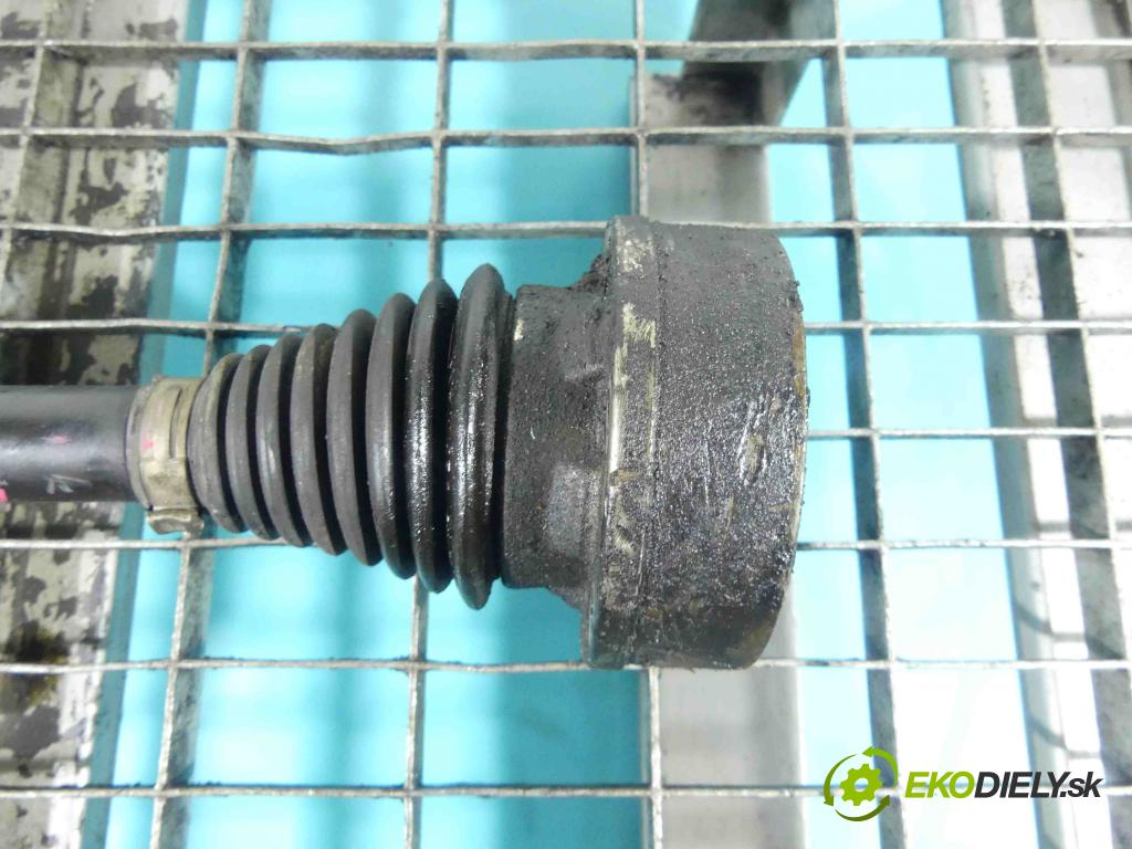 Audi A3 8P 2003-2012 1.8 TFSI 160 HP manual 118 kW 1798 cm3 5- poloos ľavé  (Poloosy)