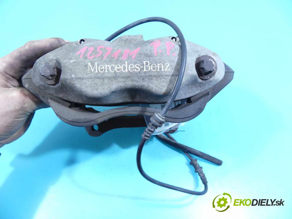 Mercedes CLS II C218 2010-2018 3.0 cdi 265KM automatic 195 kW 2987 cm3 4- brzdič predné pravý  (Ostatné)