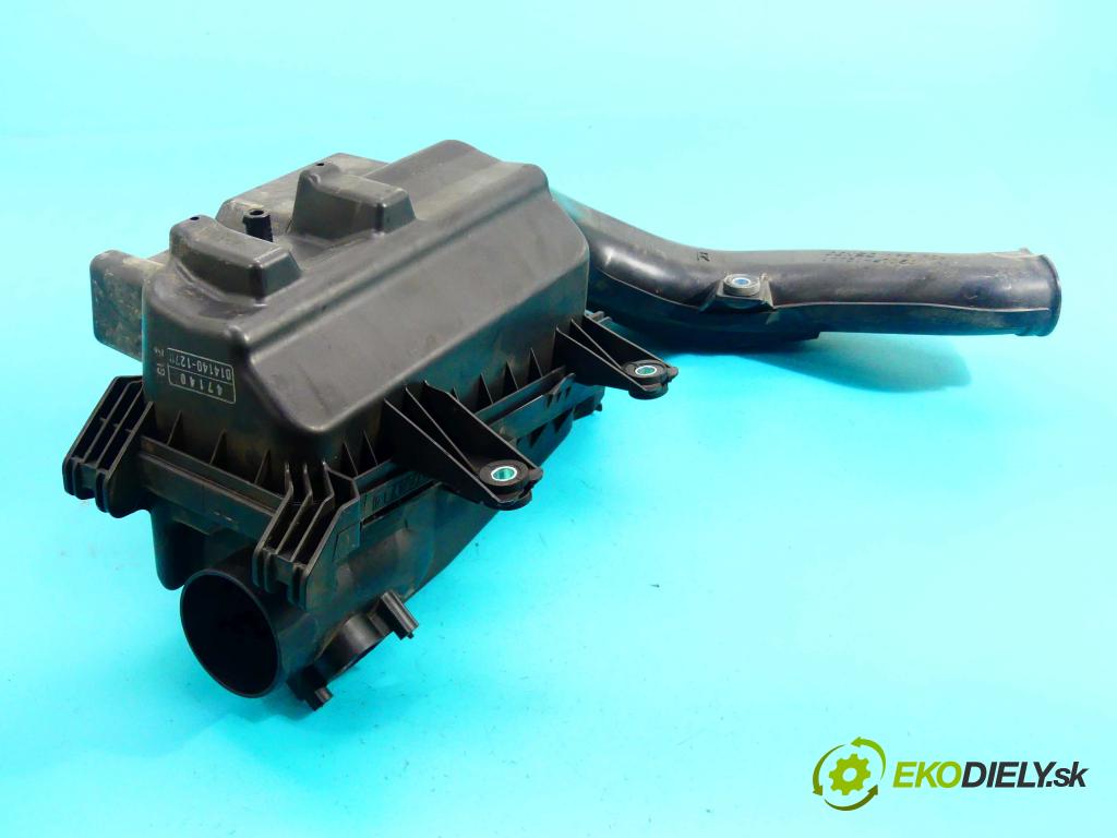 Toyota Urban Cruiser 1.3 vvti 101 HP manual 74 kW 1329 cm3 5- obal filtra vzduchu 014140-1270 (Obaly filtrov vzduchu)
