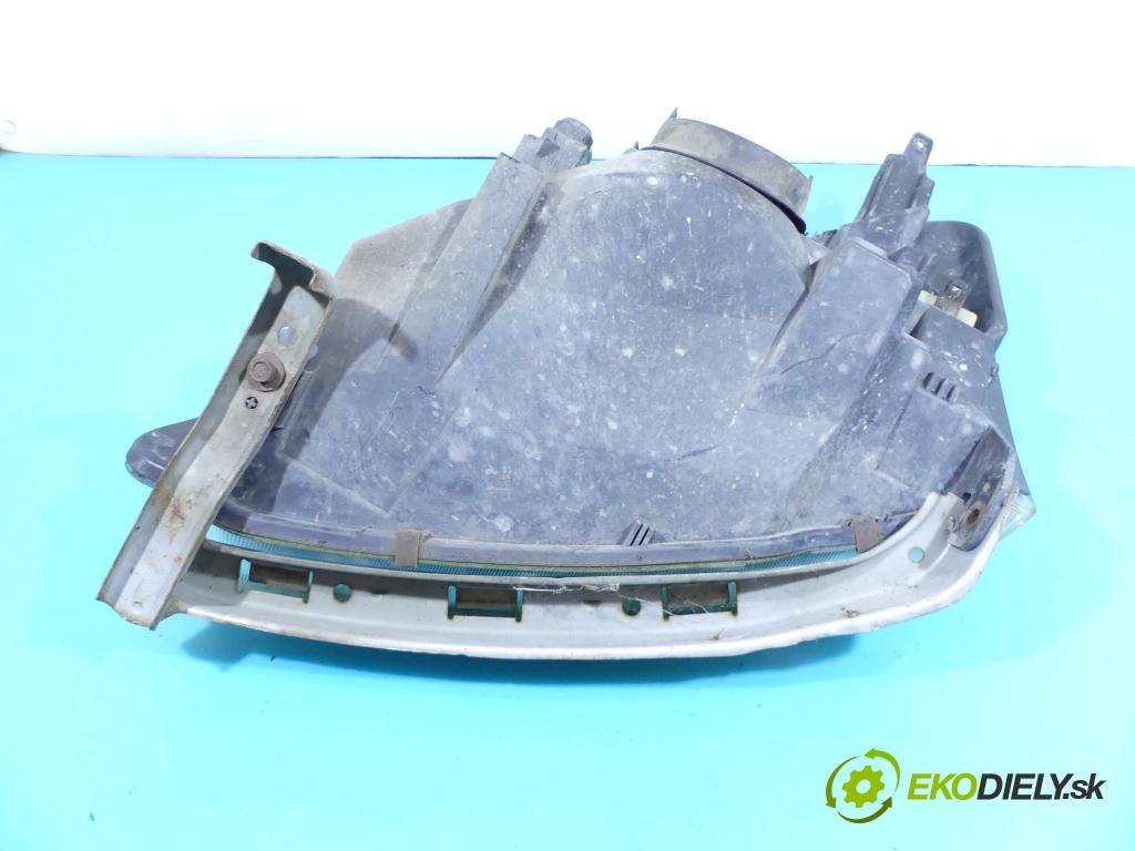 Honda Civic VII 2000-2006 1.7 ctdi: 101 HP manual 74 kW 1686 cm3 3- Reflektor: pravý 0301193302 (Pravé)