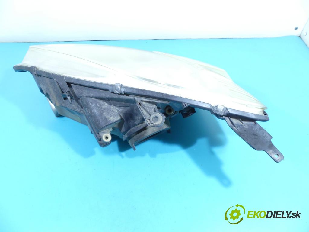 Honda Civic VII 2000-2006 1.7 ctdi: 101 HP manual 74 kW 1686 cm3 3- Reflektor: pravý 0301193302 (Pravé)