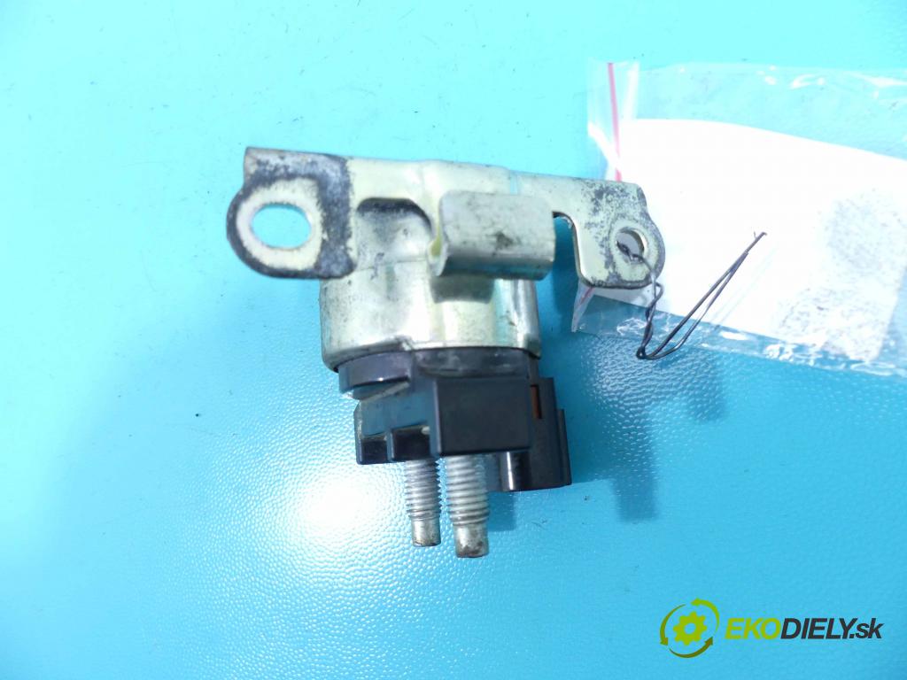 Nissan X-trail III T32 2013-2021 1.6 dci 131 HP manual 96 kW 1598 cm3 5- Relé: 251154EB0A (Relé)