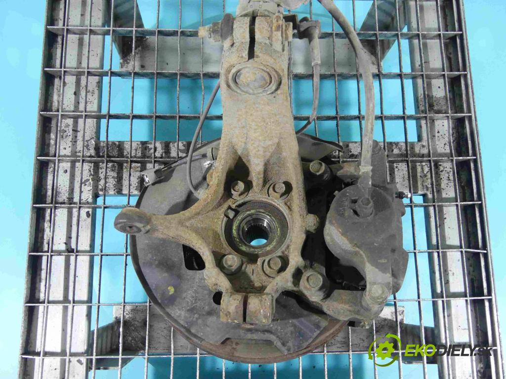 Nissan X-trail III T32 2013-2021 1.6 dci 131 HP manual 96 kW 1598 cm3 5- náboj ľavé (Náboje)