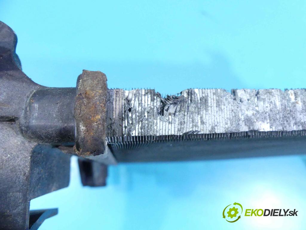 Renault Twingo II 2007-2014 1,2.0 16v 75 HP manual 55 kW 1149 cm3 3- chladič 8200448553C (Chladiče)