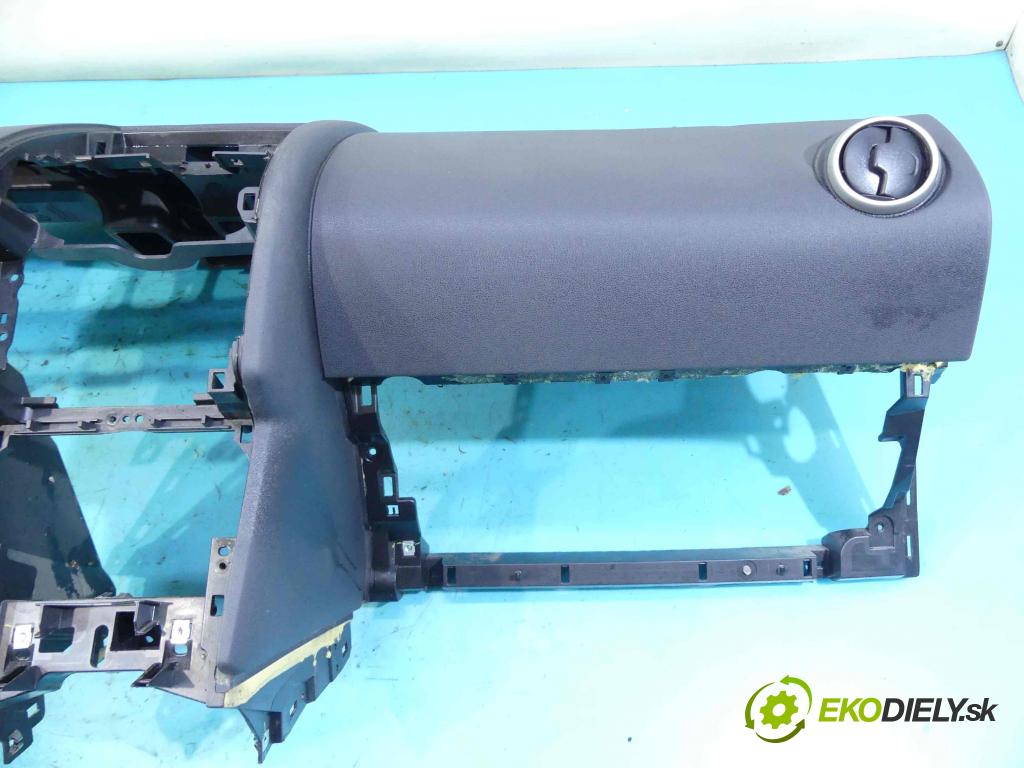 Nissan Qashqai J10 2006-2013 1.5 dci 106 HP manual 78 kW 1461 cm3 5- kokpit,pristrojová doska rozdeľovacia 98510JD18C