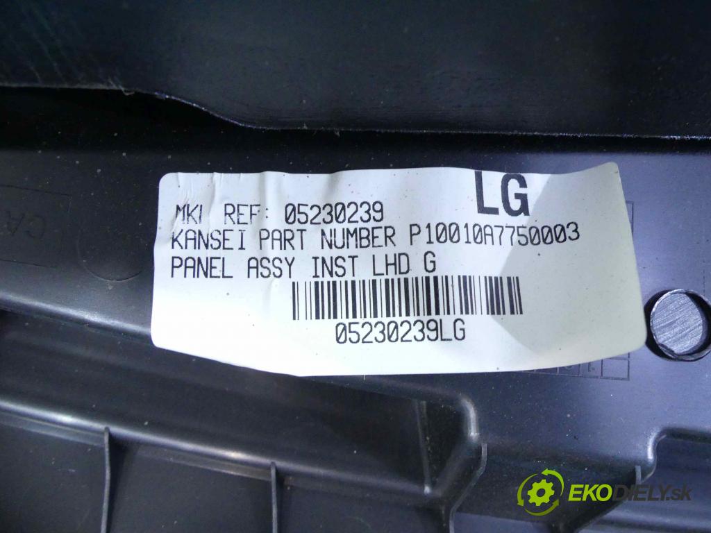 Nissan Qashqai J10 2006-2013 1.5 dci 106 HP manual 78 kW 1461 cm3 5- kokpit,pristrojová doska rozdeľovacia 98510JD18C