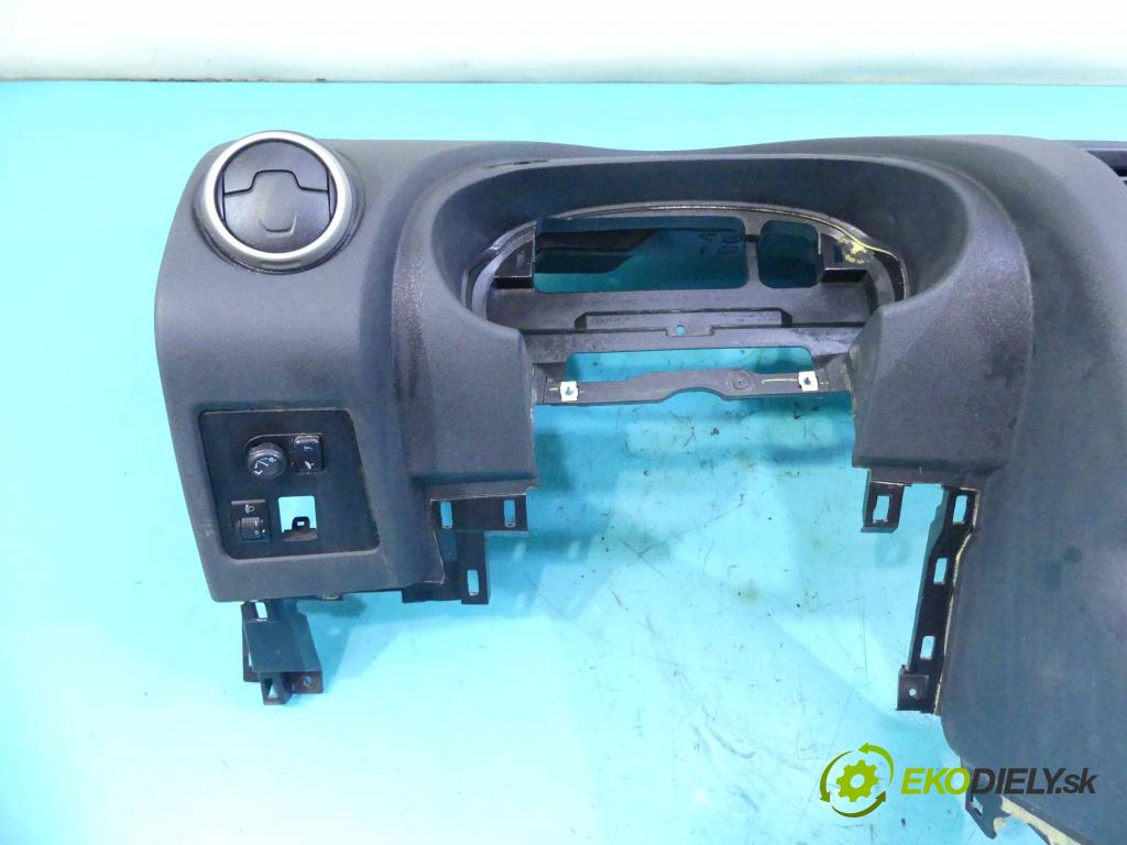 Nissan Qashqai J10 2006-2013 1.5 dci 106 HP manual 78 kW 1461 cm3 5- kokpit,pristrojová doska rozdeľovacia 98510JD18C