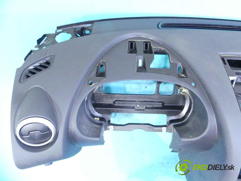 Nissan Qashqai J10 2006-2013 1.5 dci 106 HP manual 78 kW 1461 cm3 5- kokpit,pristrojová doska rozdeľovacia 98510JD18C