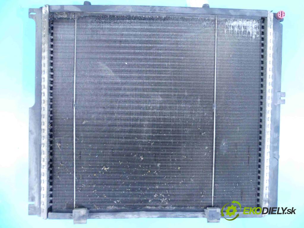 Mercedes 124 2.5d 94 HP manual 69 kW 2497 cm3 4- chladič  (Chladiče)