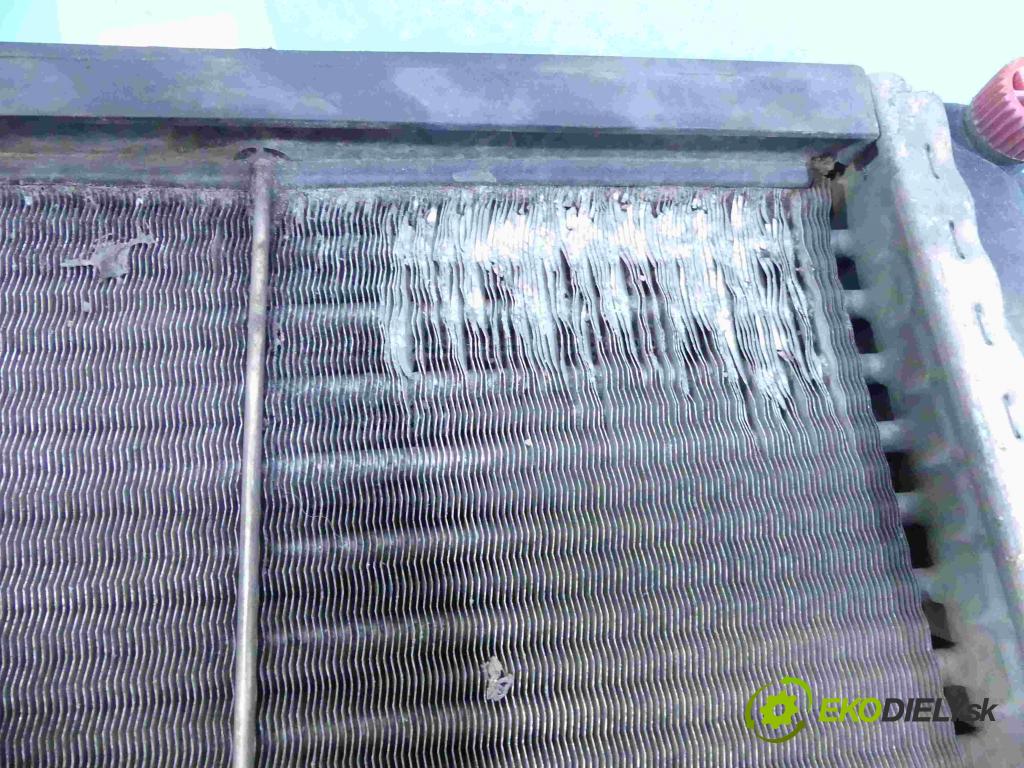 Mercedes 124 2.5d 94 HP manual 69 kW 2497 cm3 4- chladič  (Chladiče)