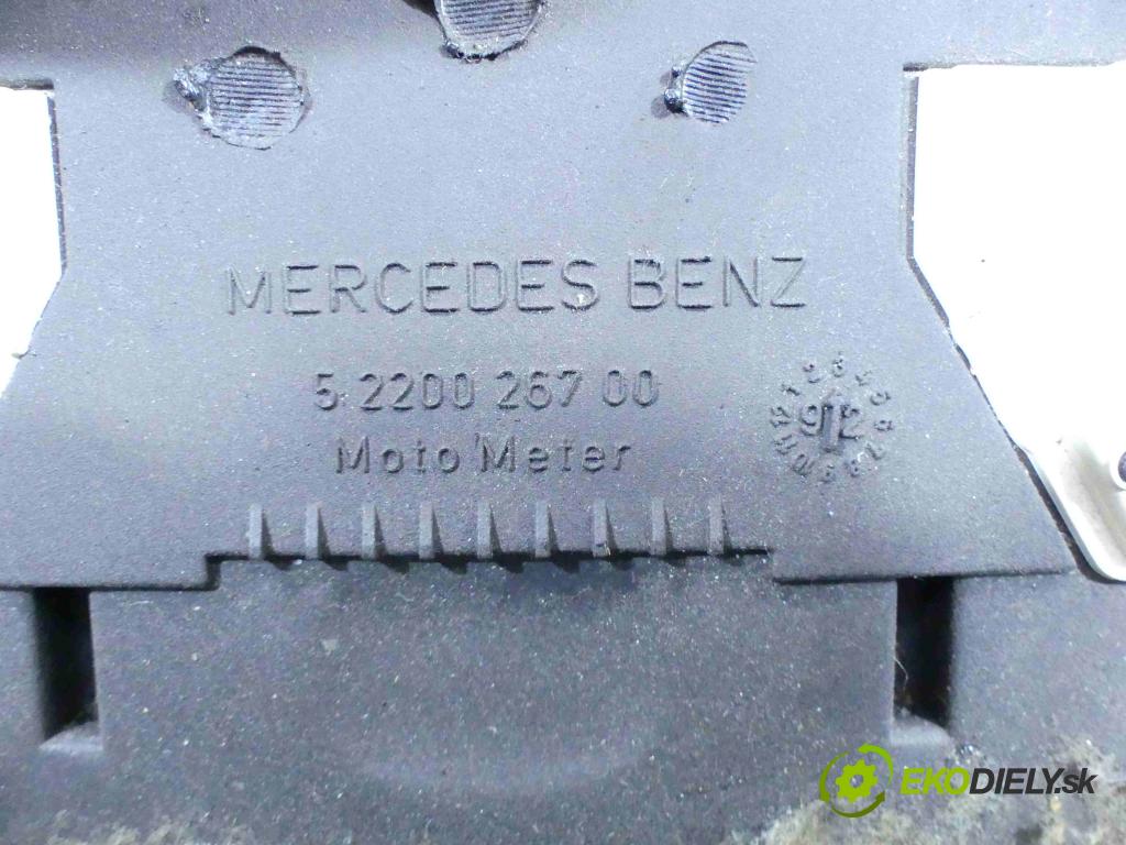 Mercedes 124 2.5d 94 hp manual 69 kW 2497 cm3 4- Přístrojová deska 1245435321 (Přístrojové desky, displeje)