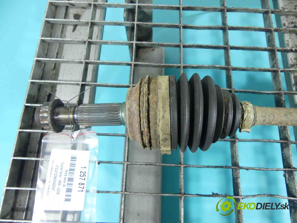 Toyota Yaris I 1999-2005 1.0 vvti 68 HP manual 50 kW 998 cm3 3- poloos ľavé  (Poloosy)