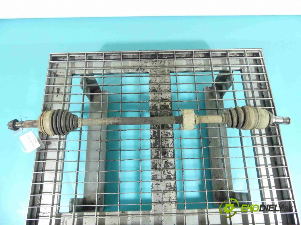 Toyota Yaris I 1999-2005 1.0 vvti 68 HP manual 50 kW 998 cm3 3- poloos pravé  (Poloosy)