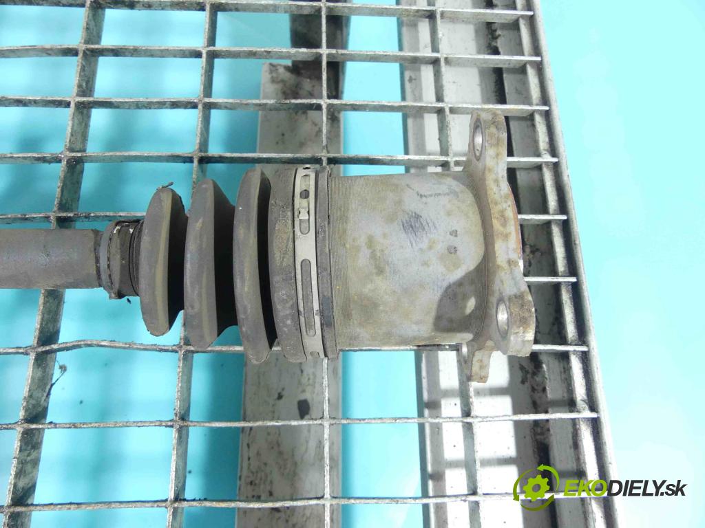 Toyota Estima III 2006-2019 2.4 vvti 170 HP automatic 125 kW 2399 cm3 5- poloos ľavé  (Poloosy)