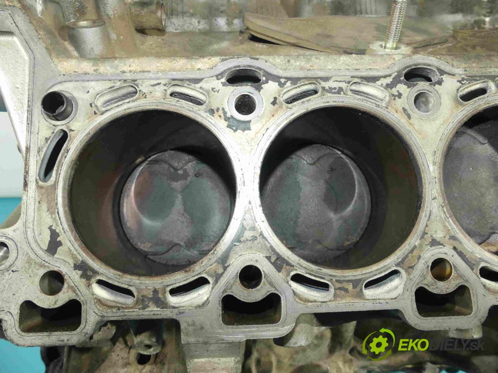 Jaguar XJ VII X350 2002-2009 4.2 V8 298KM: automatic 219 kW 4196 cm3 4- Blok motora 2W93-6015-DC (Blok motora)