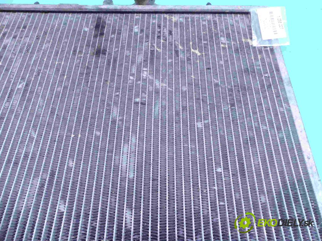 Citroen C4 I 2004-2011 1.6 hdi 90 HP manual 66 kW 1560 cm3 5- chladič  (Chladiče)