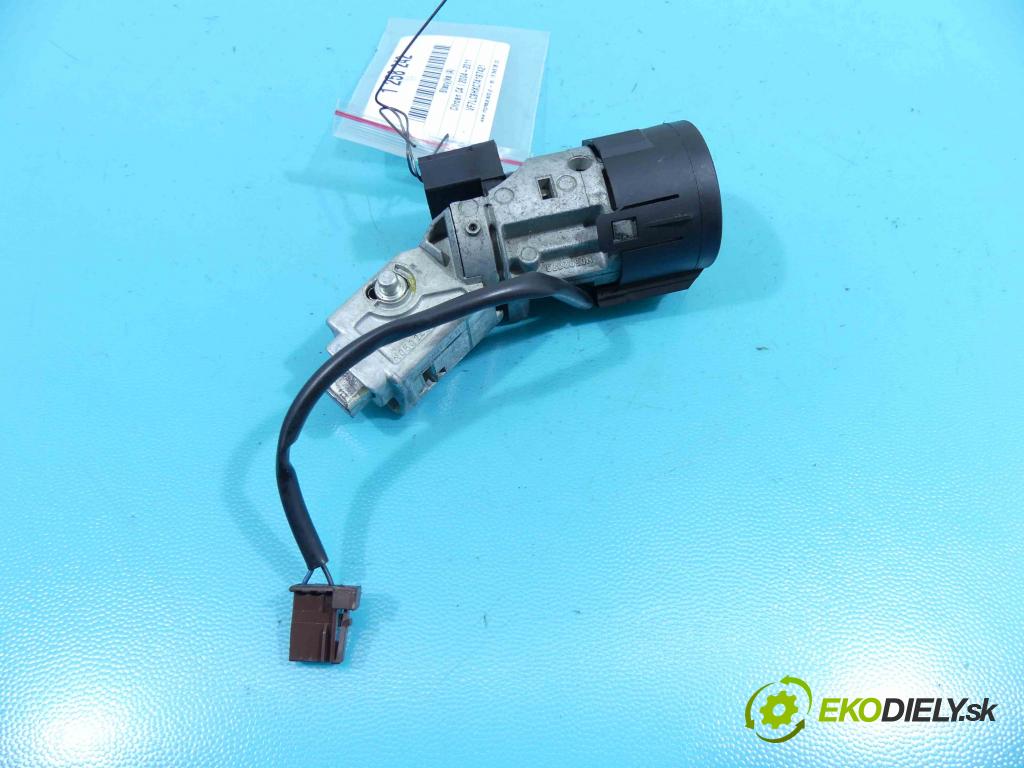 Citroen C4 I 2004-2011 1.6 hdi 90 HP manual 66 kW 1560 cm3 5- Spínačka  (Spínacie skrinky a kľúče)