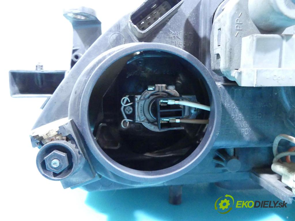 Nissan Primera P12 2001-2007 1.9 dci 120 HP manual 88 kW 1870 cm3 5- Reflektor: pravý  (Pravé)