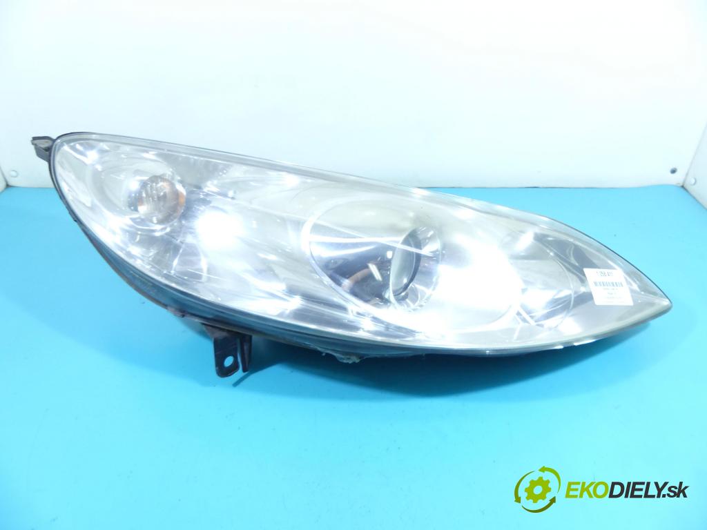 Peugeot 407 2.0 hdi 136 HP manual 100 kW 1997 cm3 4- Reflektor: pravý 0301213274 (Pravé)