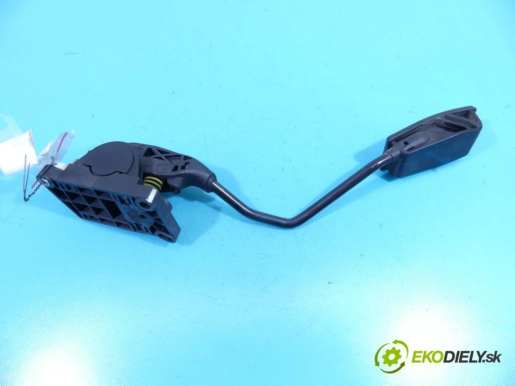 Peugeot 407 2.0 hdi 136 HP manual 100 kW 1997 cm3 4- pedále F00C3E2429 (Pedále)