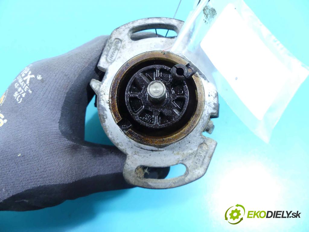 Seat Ibiza II 6K 1993-2002 1.4 60 HP manual 44 kW 1391 cm3 5- rozdeľovač 030905205AC (Rozdeľovače)