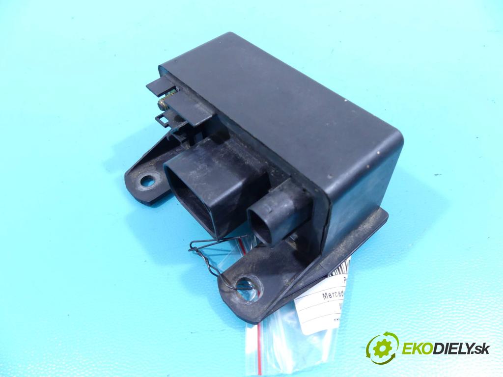 Mercedes E W210 1995-2002 3.2 cdi 197KM automatic 145 kW 3222 cm3 4- modul riadiaca jednotka A0255451332 (Ostatné)