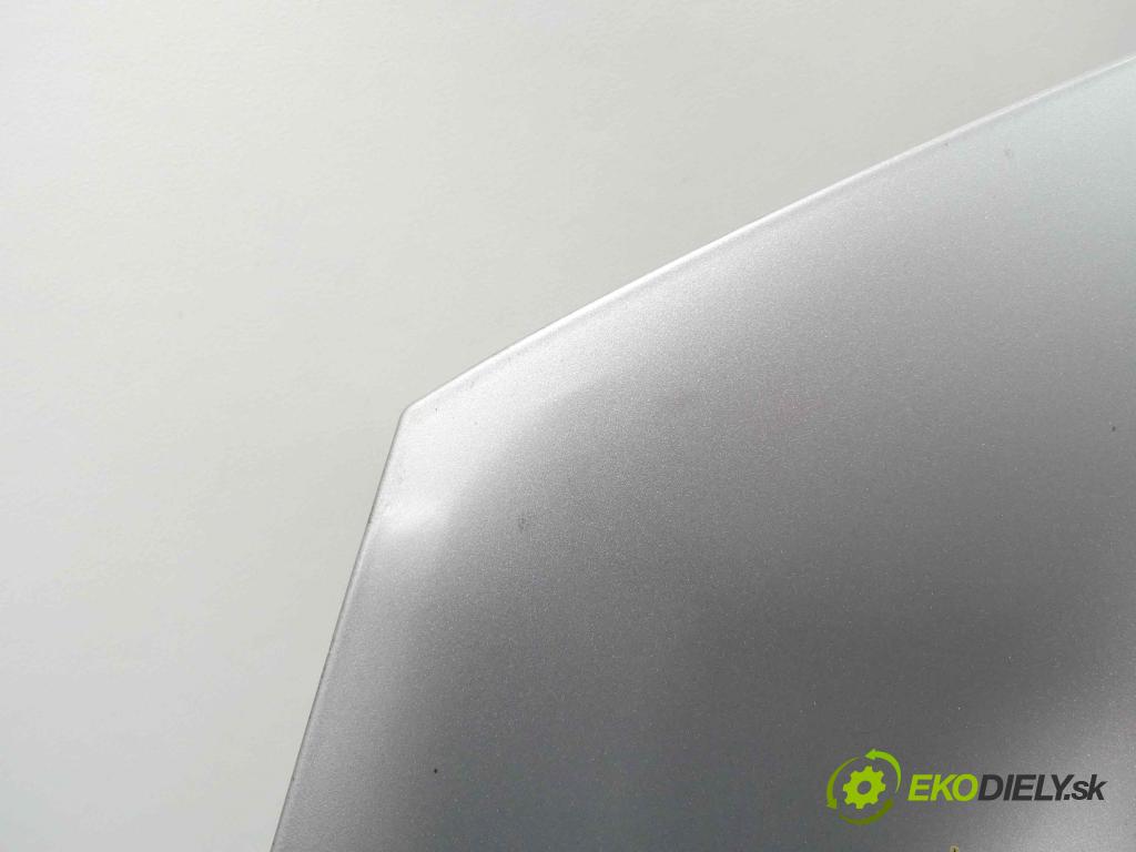 Mazda 2 I 2003-2007 1.4 16v 80 HP manual 59 kW 1388 cm3 5- kapota predná