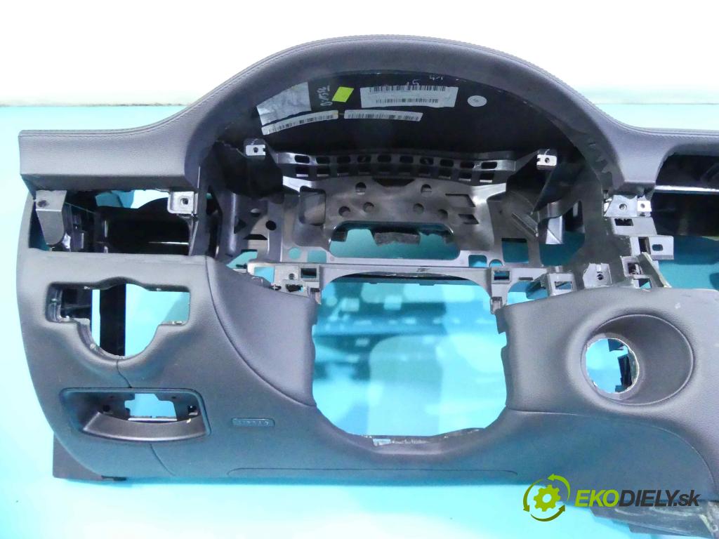 Mercedes CLS II C218 2010-2018 3.0 cdi 265KM automatic 195 kW 2987 cm3 4- kokpit,pristrojová doska rozdeľovacia A2188600602
