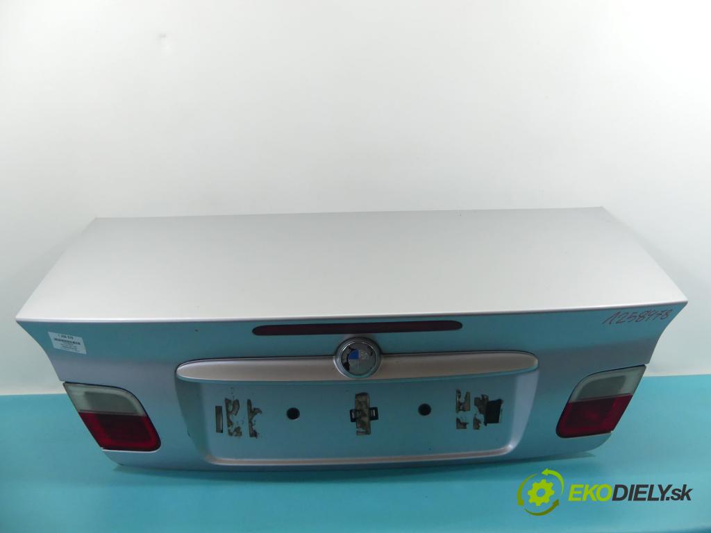 Bmw 3 E46 1998-2007 2.5 24v M52/TU 170 hp automatic 125 kW 2494 cm3 2- zadní kufrové dveře  (Zadní kapoty)