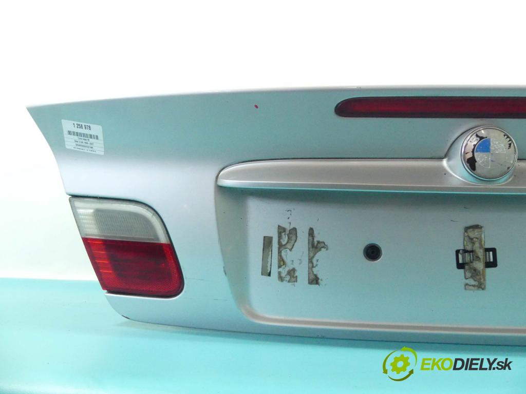 Bmw 3 E46 1998-2007 2.5 24v M52/TU 170 hp automatic 125 kW 2494 cm3 2- zadní kufrové dveře  (Zadní kapoty)
