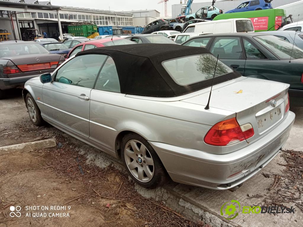 Bmw 3 E46 1998-2007 2.5 24v M52/TU 170 hp automatic 125 kW 2494 cm3 2- zadní kufrové dveře  (Zadní kapoty)