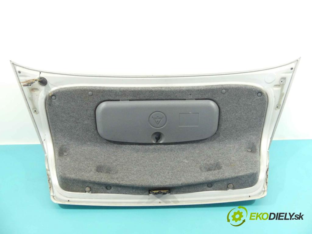 Bmw 3 E46 1998-2007 2.5 24v M52/TU 170 hp automatic 125 kW 2494 cm3 2- zadní kufrové dveře  (Zadní kapoty)