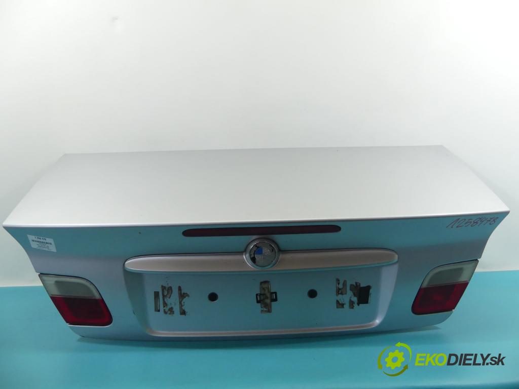 Bmw 3 E46 1998-2007 2.5 24v M52/TU 170 hp automatic 125 kW 2494 cm3 2- zadní kufrové dveře  (Zadní kapoty)