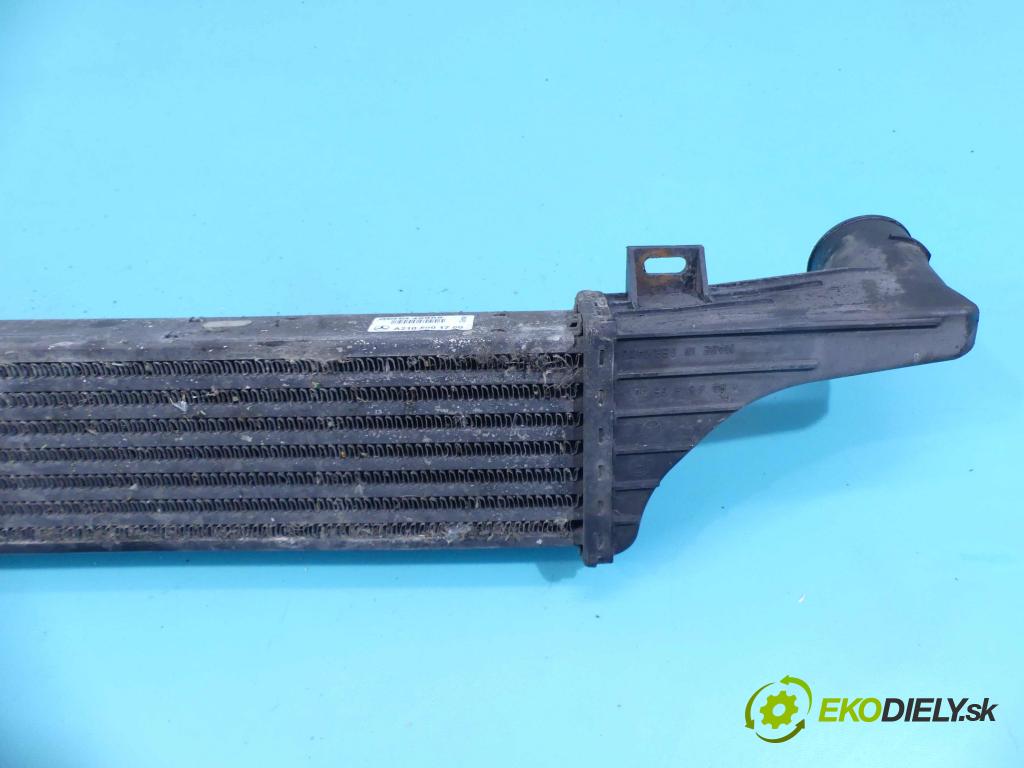 Mercedes E W210 1995-2002 2.0 kompressor 186KM: manual 137 kW 1998 cm3 4- Intercooler A2105001700 (Chladiče nasávaného vzduchu (intercoolery))