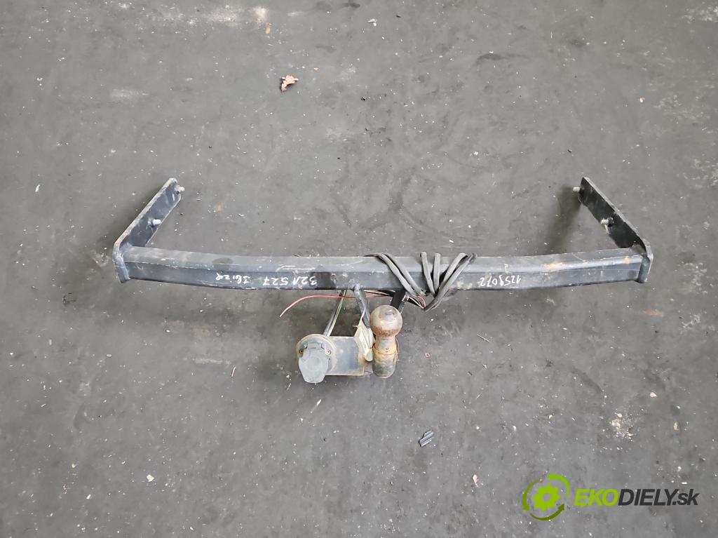 Seat Ibiza III 6L 2002-2008 1.4 16v 101 HP manual 74 kW 1390 cm3 3- Hák: vlečení:  (Ťažné zariadenie)