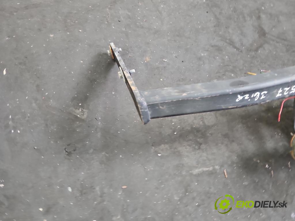 Seat Ibiza III 6L 2002-2008 1.4 16v 101 HP manual 74 kW 1390 cm3 3- Hák: vlečení:  (Ťažné zariadenie)