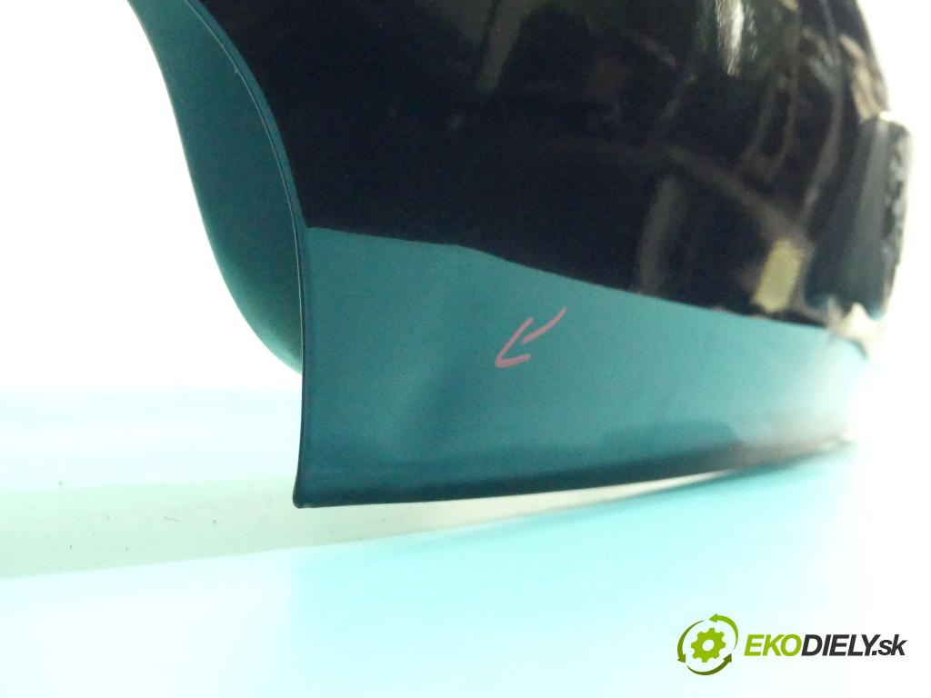 Peugeot 106 1.1 60 hp manual 44 kW 1124 cm3 3- zadní kufrové dveře  (Zadní kapoty)