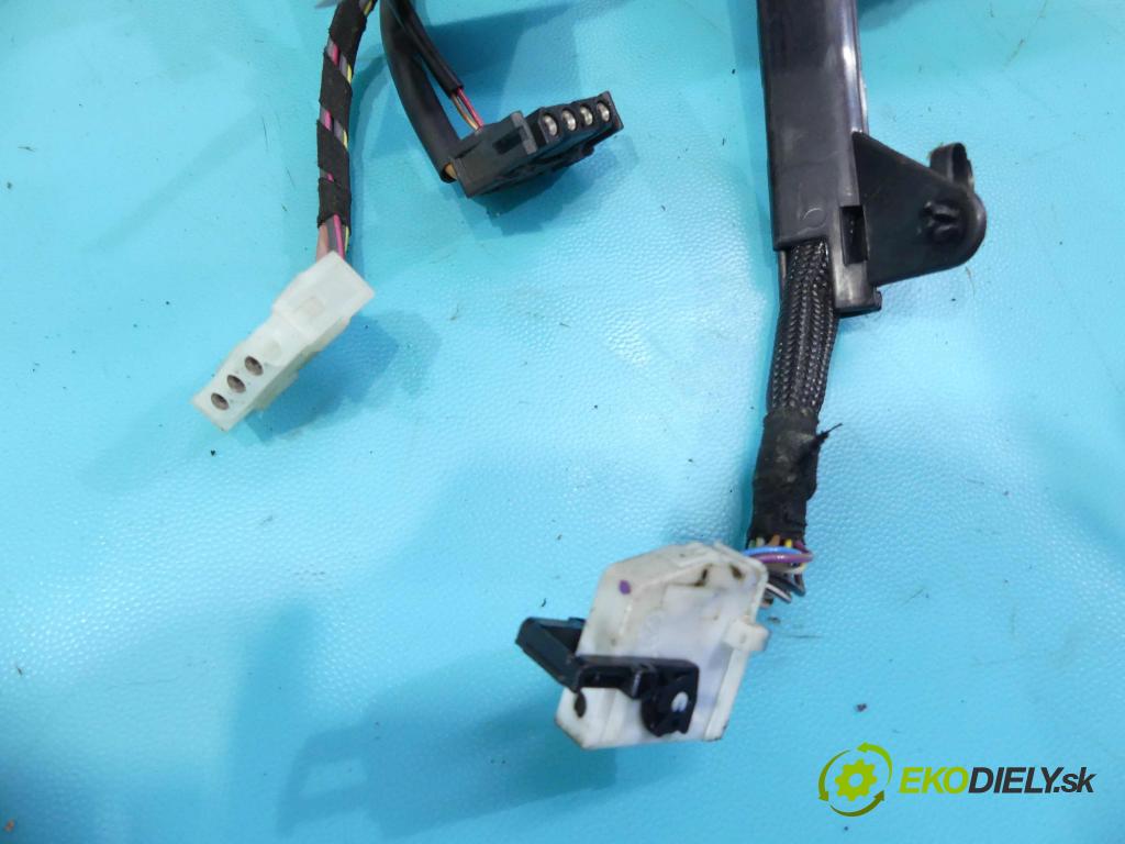 Bmw 3 E46 1998-2007 2.5 24v M52/TU 170 hp automatic 125 kW 2494 cm3 2- Strecha: