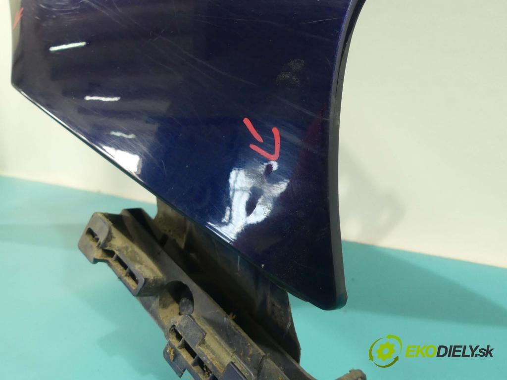 Peugeot 106 1.1 60 hp manual 44 kW 1124 cm3 3- blatnik přední pravý