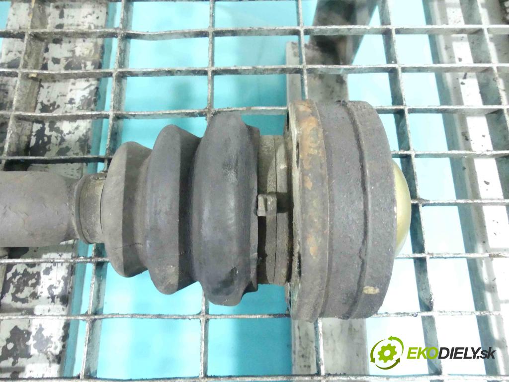 Fiat Stilo 1,8.0 16v 133 HP manual 98 kW 1747 cm3 3- poloos ľavé  (Poloosy)