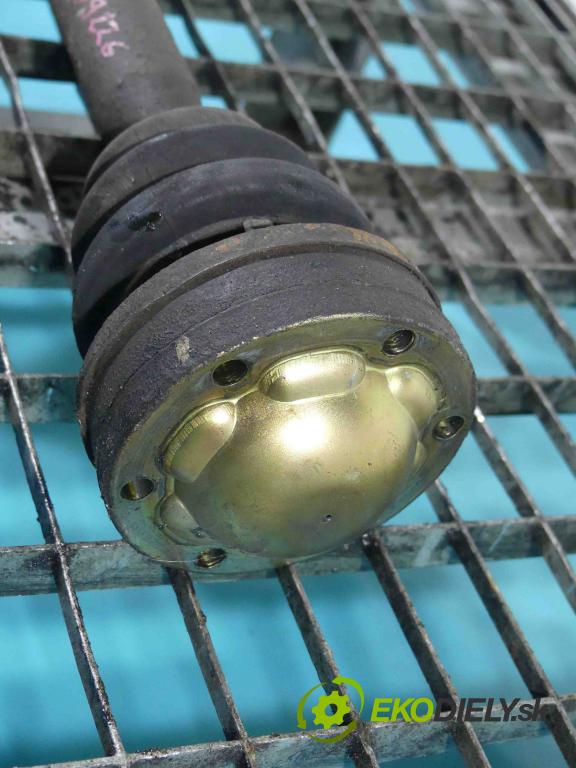 Fiat Stilo 1,8.0 16v 133 HP manual 98 kW 1747 cm3 3- poloos ľavé  (Poloosy)