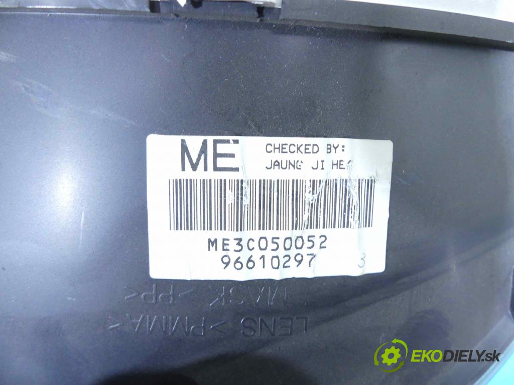Daewoo Matiz 1.0 64 HP manual 47 kW 995 cm3 5- prístrojovka/ budíky 96610297 (Prístrojové dosky, displeje)